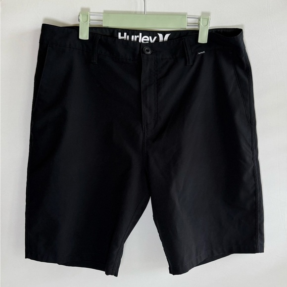 Hurley shorts • Men’s size 34 - Picture 1 of 7